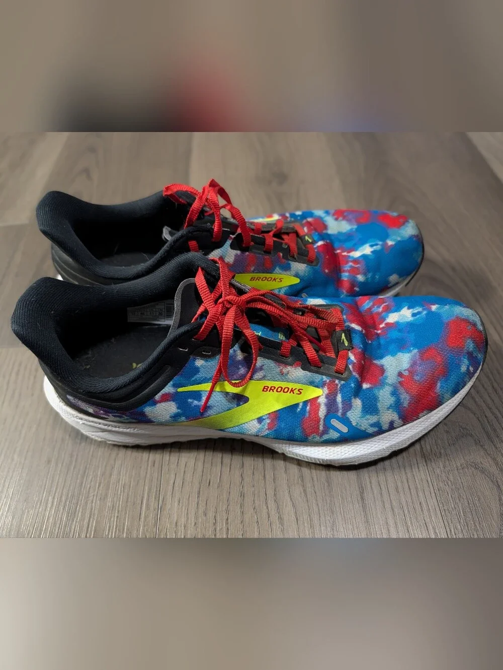 Men's Brooks Launch 9 Running Shoes